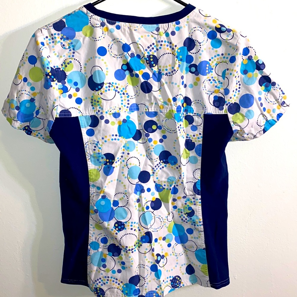 Scrub top - Picture 3 of 3